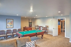 Waterfront Black Hawk Lake Home w/Game Room, Bikes