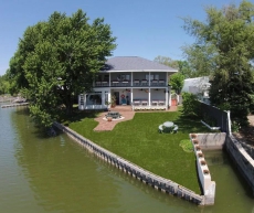 Private home rental 4BR 3.5 Bath $500 (Lake Manawa, IA) 