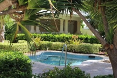 LICENSED MANAGER - 2/2 LUXURY SUITE - MOST UPSCALE OCEANFRONT RESORT IN KL!