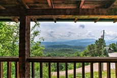 Amazing Views, 1 Bed + Loft/2 BR, Smoky Mountain Log Cabin, Hot Tub, Pool Table