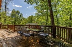 Amazing Log Cabin, nestled in woods, private hot tub Near Big Cedar - Three Bear Lodge