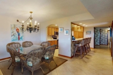 Spacious/3 Bedroom 2 Bathroom Condo / Direct Oceanfront