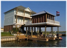 Waterfront Luxury House, Boathouse w/ Lift, Fishing Pier, Views