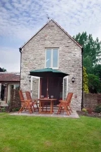 2 Bedrooms Cottage The Barn