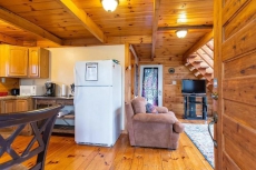 Hot Tub & Satellite - Small Family Cabin - Hillside Loft - Getaway to Red River Gorge, KY!