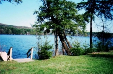 Lovely Cottage on East Twin Lakes with Internet