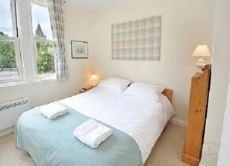 2 Bedrooms Apartment 8 Argyle