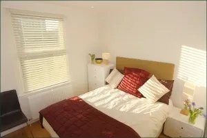 2 Bedrooms House Brompton House