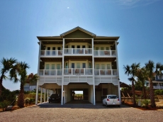 16 Bedroom OCEANFRONT! Elevator/Pool/Handicap room-Vaca/weddings/retreats