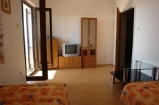 2 Bedrooms Apartment Mandre Salvia