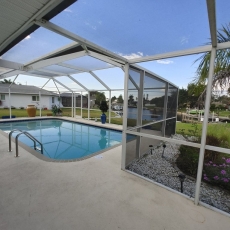 WATERFRONT Gulf access3 bedroom 3 bath , DOWN TOWN Cape Coral