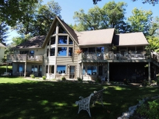 Lodge for rent in Glen Arbor Michigan