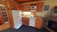 Rough Cut Lodge - Suite 2 (upstairs unit)