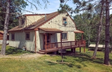 Pine Cabin at Rough Cut Lodge