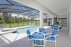 Beautiful 5 Bedroom/4.5 Bathroom Watersong Resort Pool/Spa Home with gorgeous Waterview