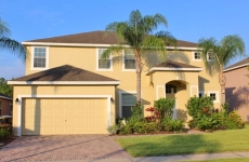 Beautiful 5 Bedroom/4.5 Bathroom Watersong Resort Pool/Spa Home with gorgeous Waterview