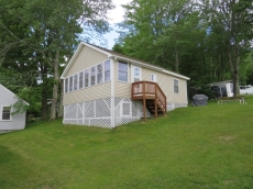 Cottage for rent in Newfound Lake New Hampshire