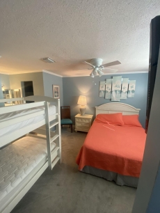 1 Bedroom/2 Baths (Gulf Front) - Sugar Beach Condominiums