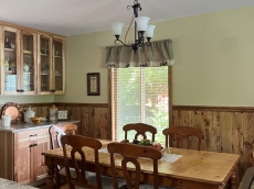 Dining Area in Great Room - Seating for 6.