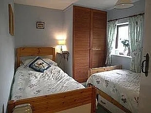 2 Bedrooms Cottage Alberts Cottage