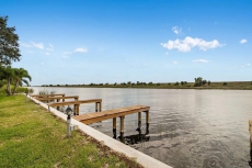 Private Log Cabin - Lake Okeechobee Waterfront Community