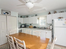 BBC02: Updated Pondfront 3BR, 2BA Bahamas Beach Cottages Home