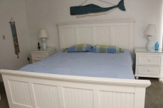 Emerald Shoals 17D: 4 BR / 3.5 BA in Dewey Beach, Sleeps 10