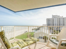 HA508 - Top floor 1/1 condo with beautiful ocean views