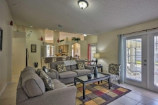 'Cozy Nook Villa' w/Pool & Lanai -20Min to Disney!