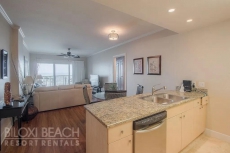 Beachfront Suite w/ WiFi, Balcony, Grill, Pool & Fitness Center Access