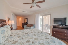 Beachfront Suite w/ WiFi, Balcony, Grill, Pool & Fitness Center Access