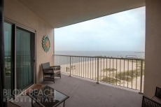 Gorgeous Views Suite w/ WiFi, Balcony, Resort Pool & Fitness Center Access