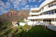 2 bed 4 bath rental home Sedona AZ