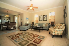 Beachfront Gulf Coast Condo with View of Beach & Pool