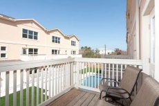 Marlin Cottages 7 - Beautiful Condo, Family Friendly, Swimming & Kiddie Pool, Bbq Grill, Spa, Short Walk to the Beach