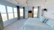 DeSoto Beach Club Unit 210 - Ocean Front - Swimming Pool - FREE Wi-Fi