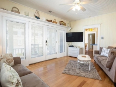 Sea View Cottage: 6 BR / 5 BA home in Tybee Island, Sleeps 20