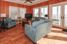 Unique Oceanfront Home with Gorgeous Views! Short Distance to Pier on St Sim