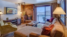 Bear Claw 208 - 3 Bedroom + Ski In/Ski Out Condo