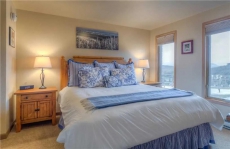 Bear Claw 203: 2 BR / 2 BA condo in Steamboat Springs, Sleeps 8