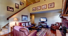 Bear Claw 405: 3 BR / 3 BA condo in Steamboat Springs, Sleeps 10