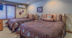 Bear Claw 311: 2 BR / 2 BA condo in Steamboat Springs, Sleeps 8