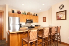 2Br Condo @ Springs 8848~Walk to slopes~Kids Ski Free