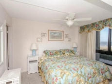 G206: 3BR Sea Colony oceanfront condo! Private beach, pools, tennis ...