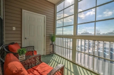 Rehoboth Beach 2BR Condo w/Linens, Screened in Porch, Sleeps 6