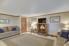 FREE DAILY ACTIVITIES INCLUDED! Two bedroom, 2 bath first floor condo