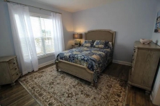 Beach comfort-lovely home steps from waterfront, beach, pools, pet friendly!