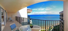 Watch Maui Sunsets from this 8th floor Penthouse 2BD 2BA condo Views! Views!