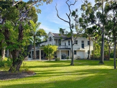 Amberley House - Sandy Lane - St. James