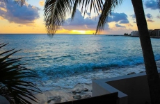 Beautiful Shore - Burgeaux Bay, Beacon Hill - St. Maarten